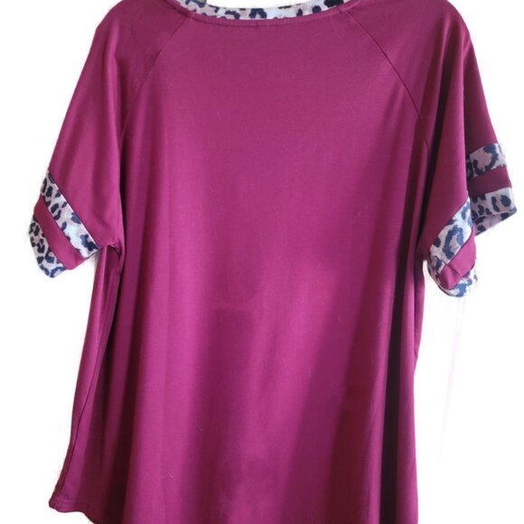 Plus Size V-Neck Colorblock Tunic T-Shirt (Sz XL/Plus0X) - Picture 3 of 5